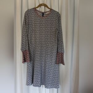 Ann Taylor LOFT floral midi blue red dress comfy 8